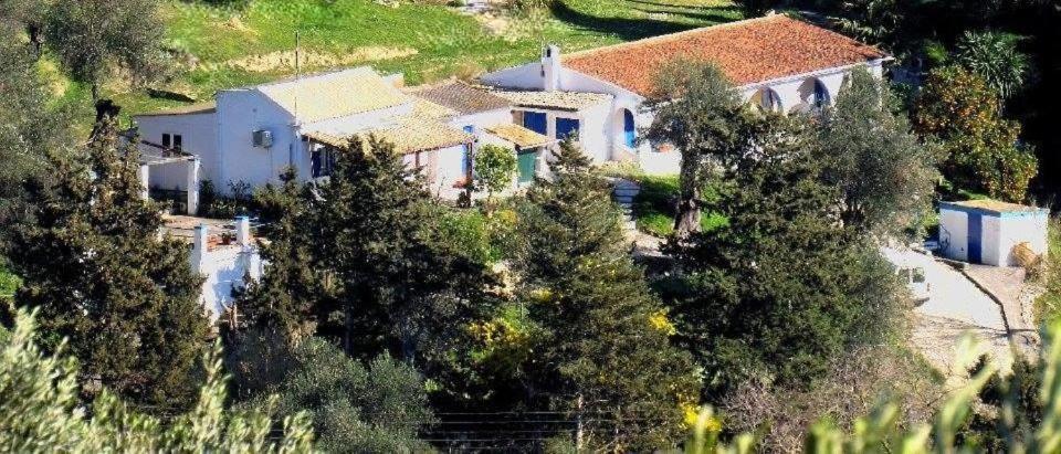 圣佐治欧斯帕贡Spiti Melianou公寓 外观 照片